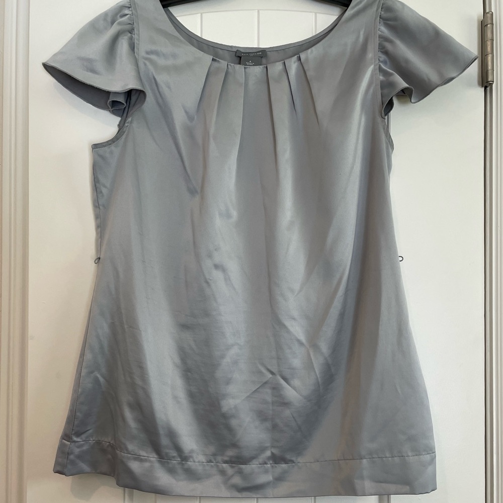 Ann Taylor Factory blouse, silver, flutter sleeve, pleated neck, size 6
